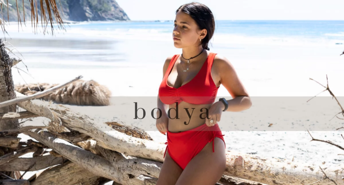 Wysoki stan w bikini – czy naprawdę wyszczupla? Fakty i mity