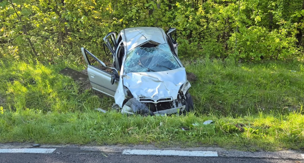 [AKTUALIZACJA] Poważny wypadek z udziałem 4 osób [zdjęcia]