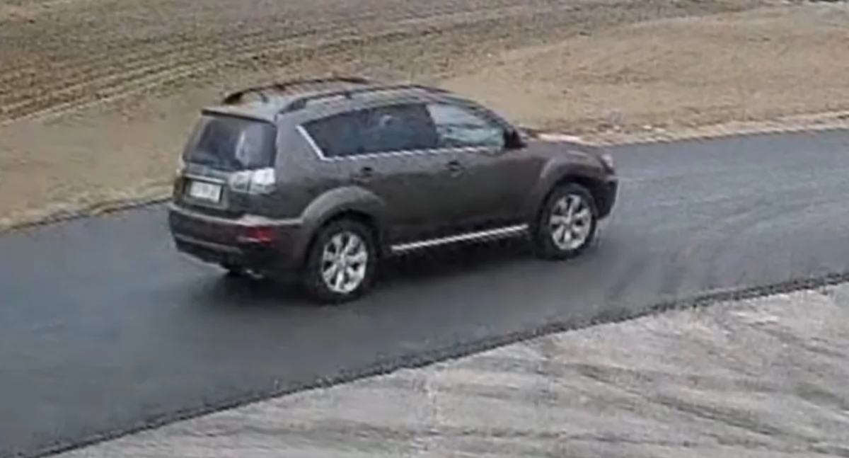 Złodziej odjechał mitsubishi. Poszukuje go policja [zdjęcia]