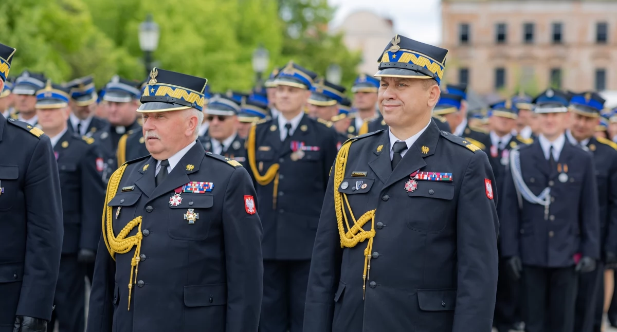 Odznaczeni generał i kapitan straży pożarnej z Ciechanowa [zdjęcia]