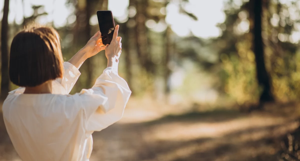 Telefon z dobrym aparatem dla podróżników: Dlaczego Galaxy S25 Ultra jest dobrym kompanem?
