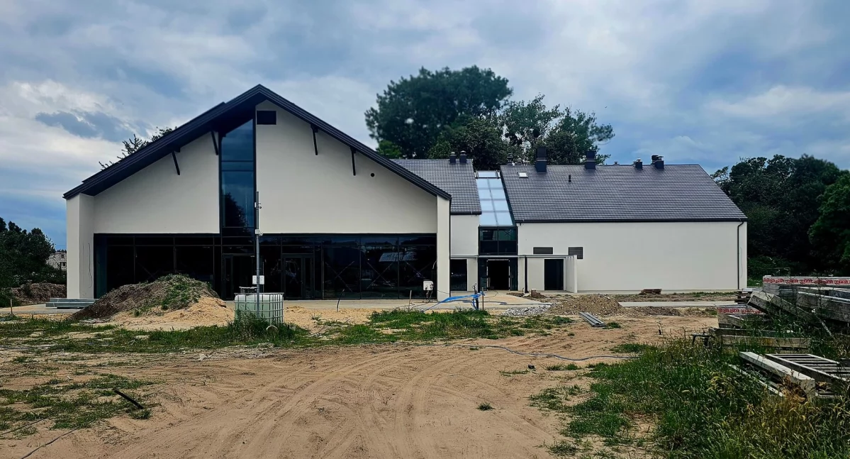 Pod Ciechanowem powstaje budynek za ponad 20 milionów złotych. Otwarcie coraz bliżej