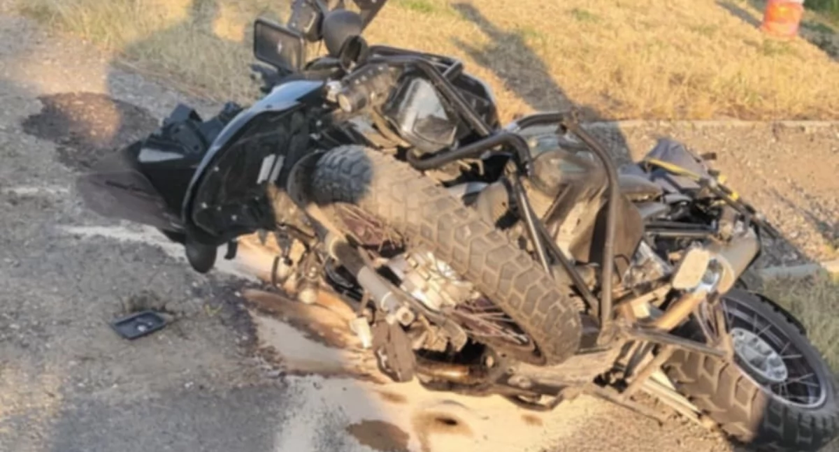 Motocyklista w ciężkim stanie po zderzeniu z ciągnikiem rolniczym [zdjęcia]