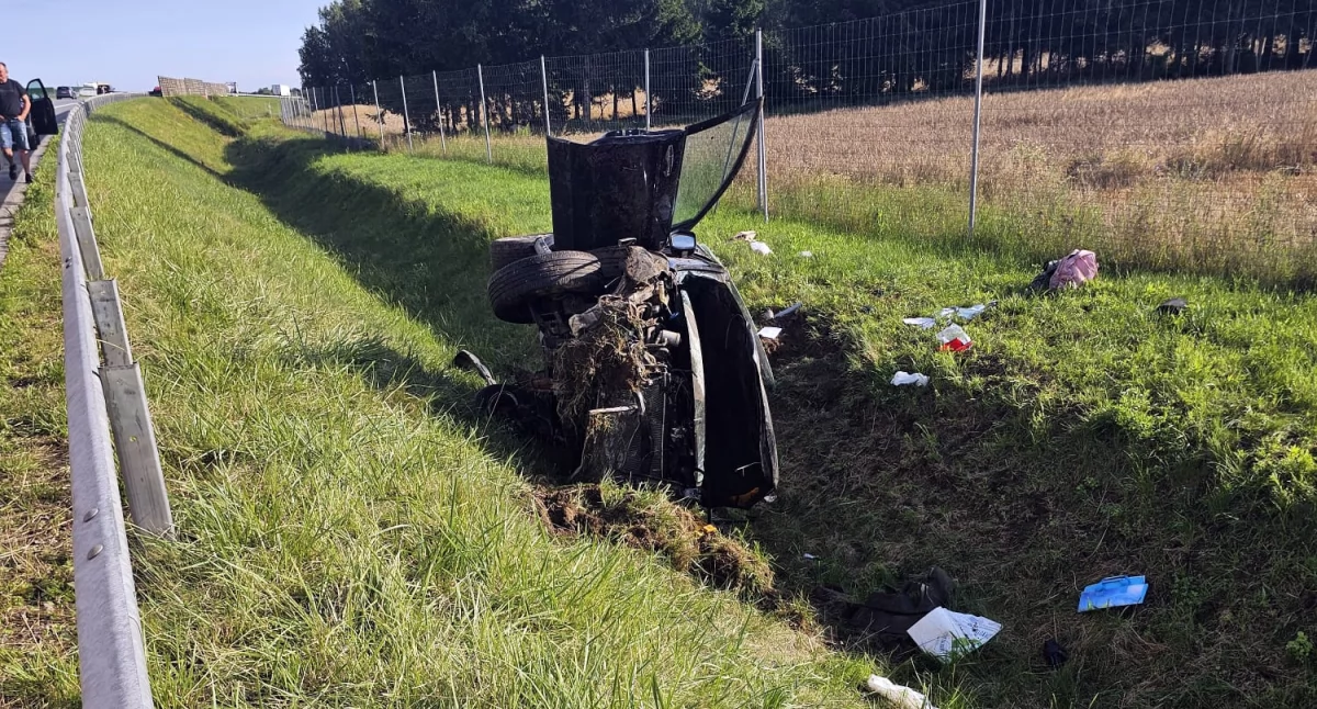 Z ostatniej chwili: Trzy osoby ranne w wypadku. Lądował śmigłowiec LPR [zdjęcia]