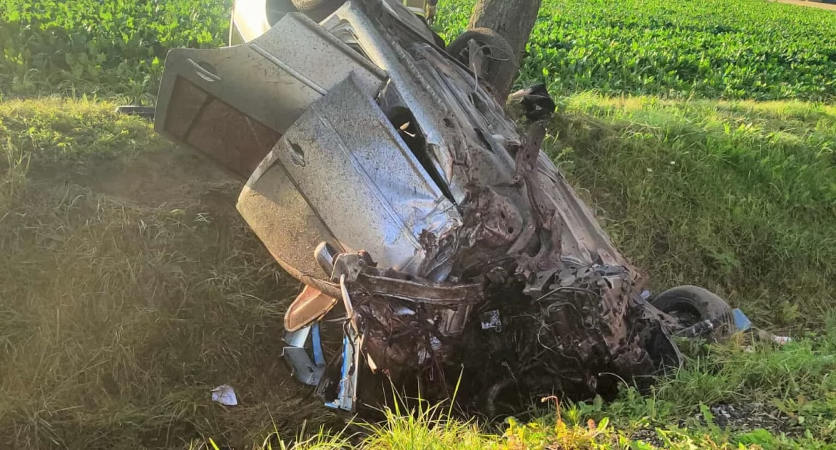 Poważne zdarzenie drogowe w pobliżu Ciechanowa. Jedna osoba trafiła do szpitala