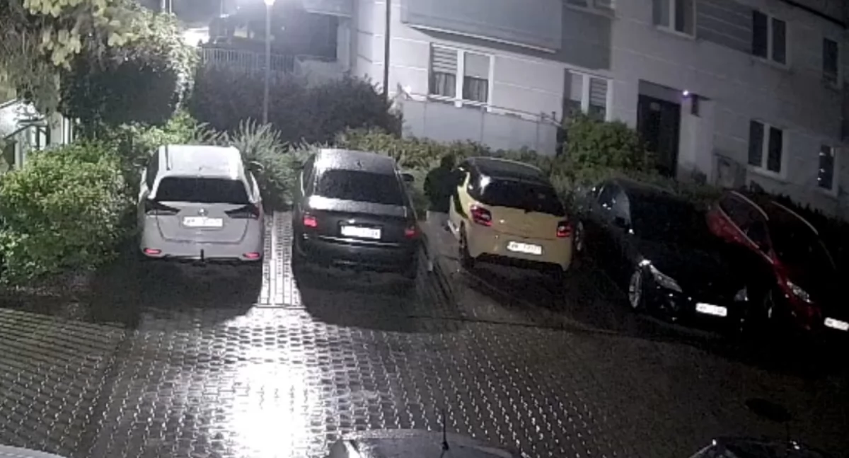 Porysował samochód i uciekł. Poszukuje go policja [wideo]