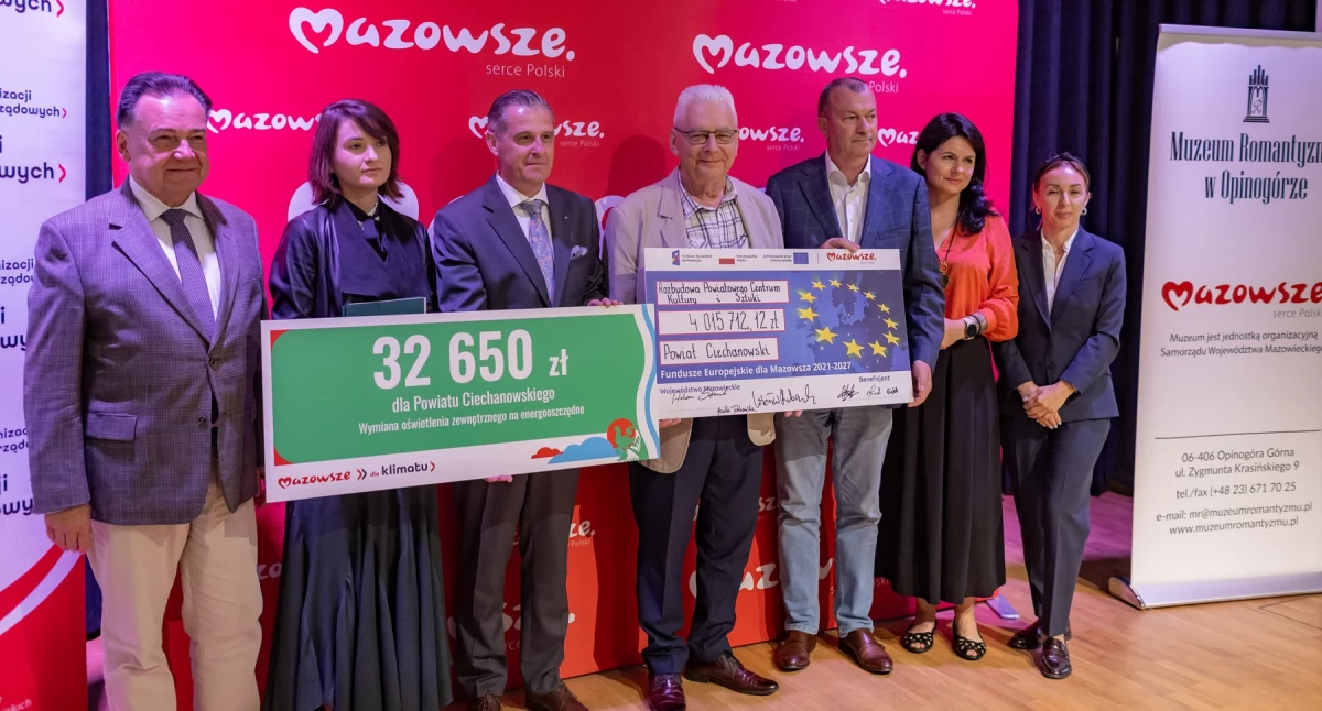 Kino, szkoła, boiska, hale. Szeroki strumień dotacji dla gmin z powiatu ciechanowskiego [zdjęcia]