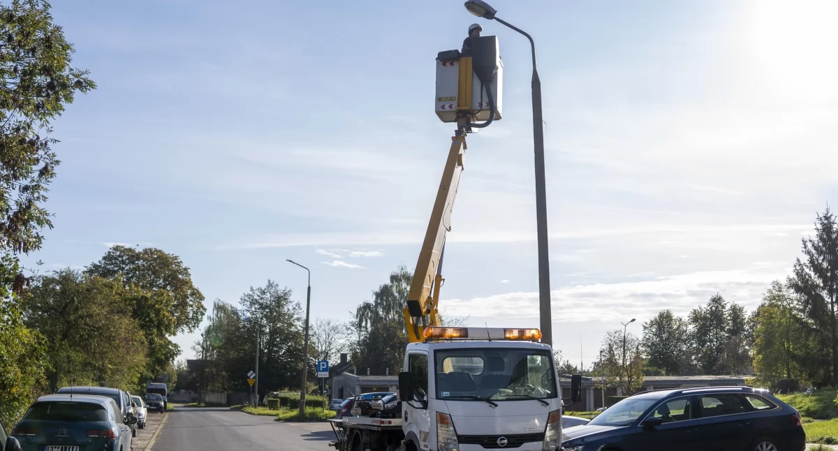 Kolejne ulice w Ciechanowie zyskują nowe oświetlenie 