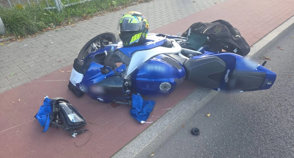 Wypadek motocyklisty. Wezwano śmigłowiec LPR [zdjęcia]