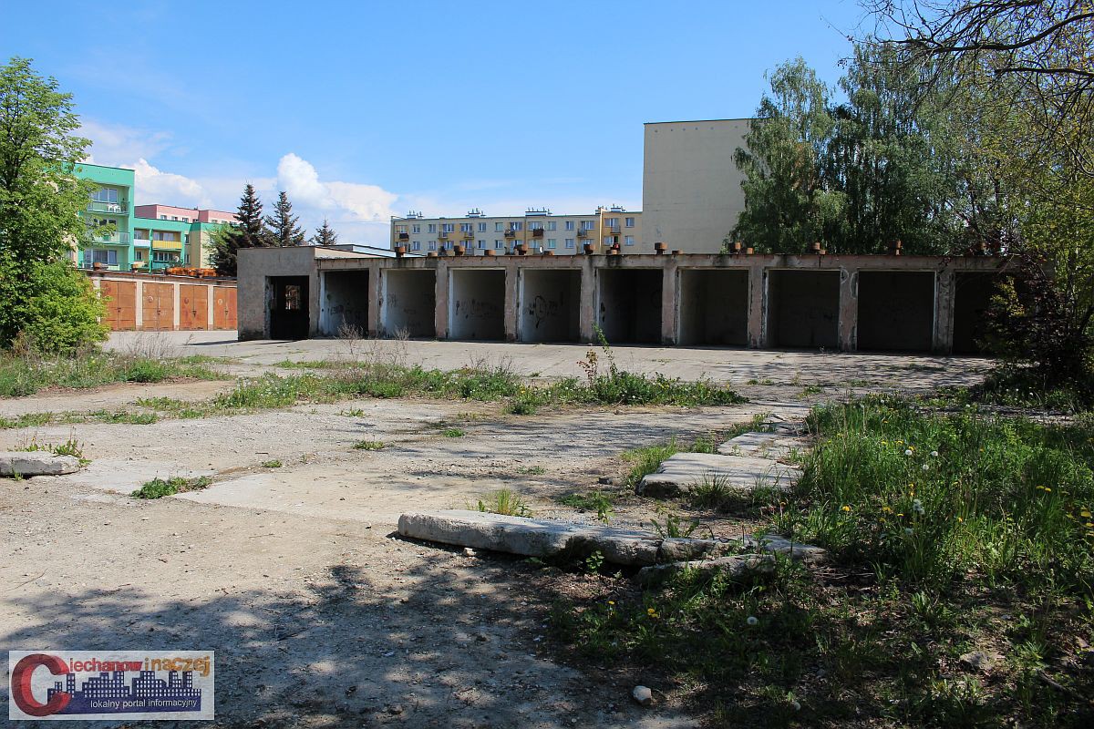 Miasto za ponad milion zł przejmie dawną Kolumnę Transportu Sanitarnego