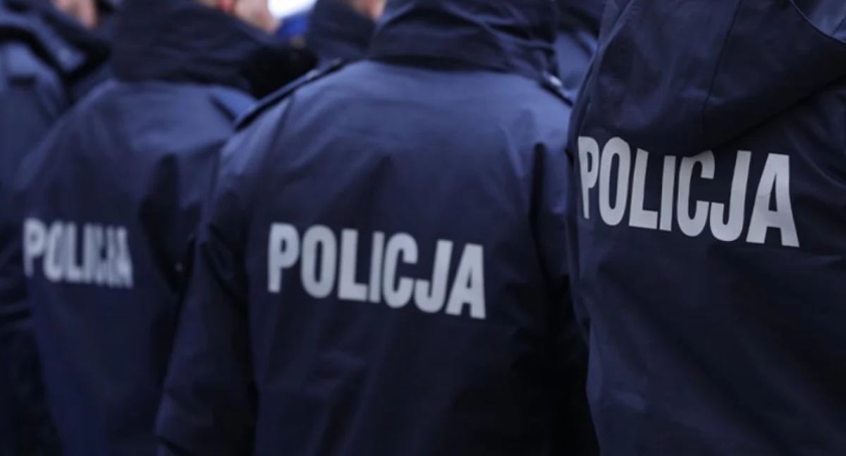 Siłowo weszli do mieszkania w Ciechanowie. Seryjny złodziej był poszukiwany