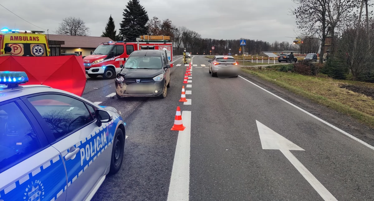 Poważny wypadek drogowy. Lądował śmigłowiec LPR [zdjęcia]