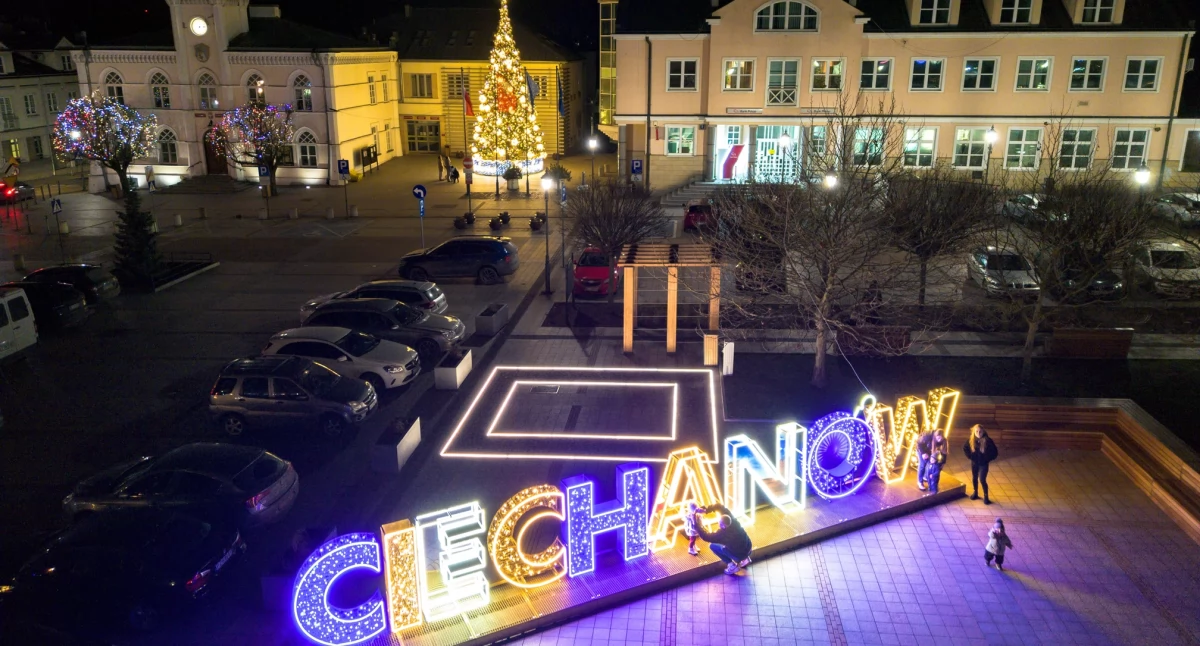 Ciechanów rozbłysnął świątecznie [zdjęcia]