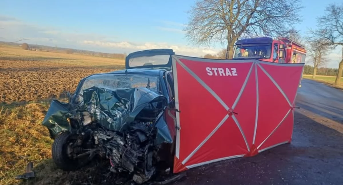 Tragedia na śliskiej nawierzchni. Zginęła kierująca hyundaiem