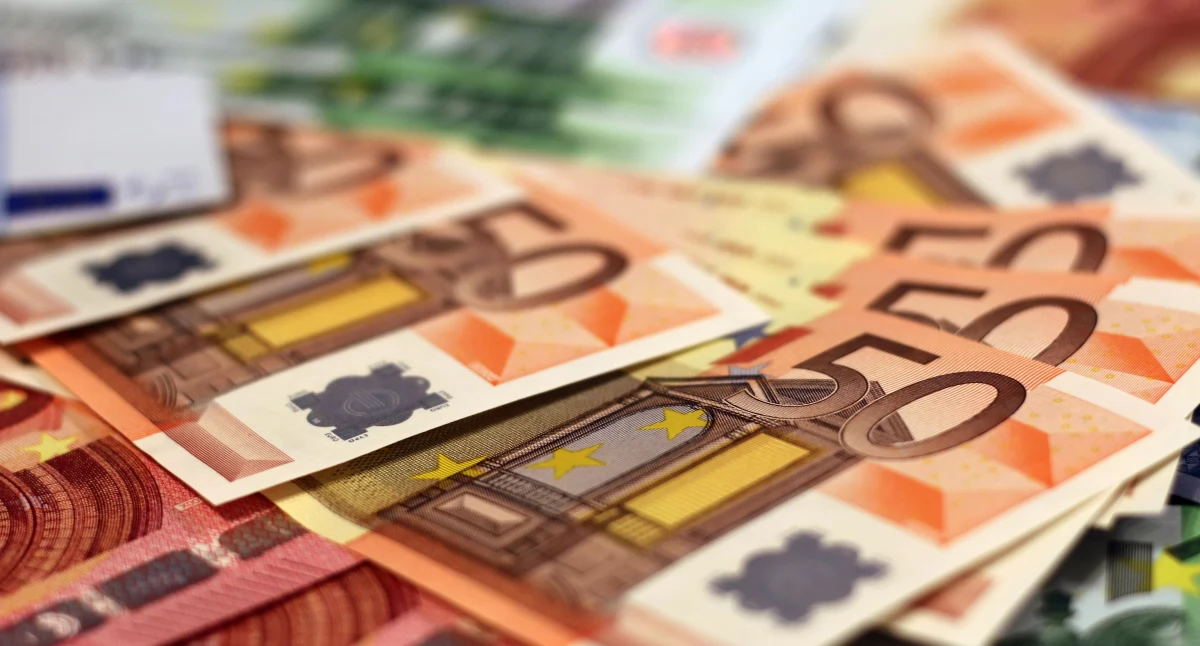 Czeki bankowe – relikt przeszłości czy narzędzie, które nadal może się przydać?