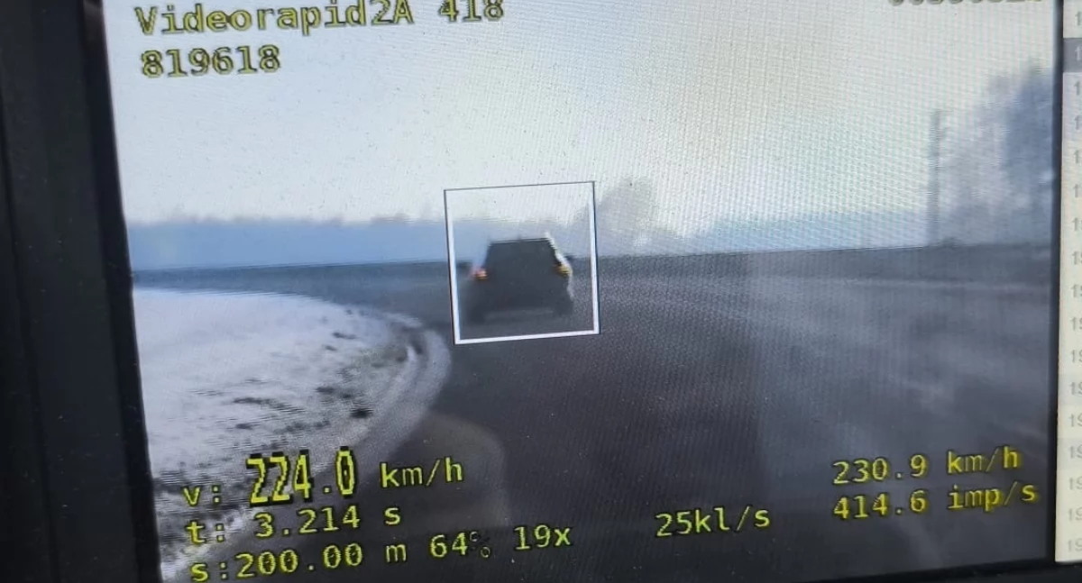 Pirat drogowy pędził bez uprawnień o ponad 100 km/h za szybko