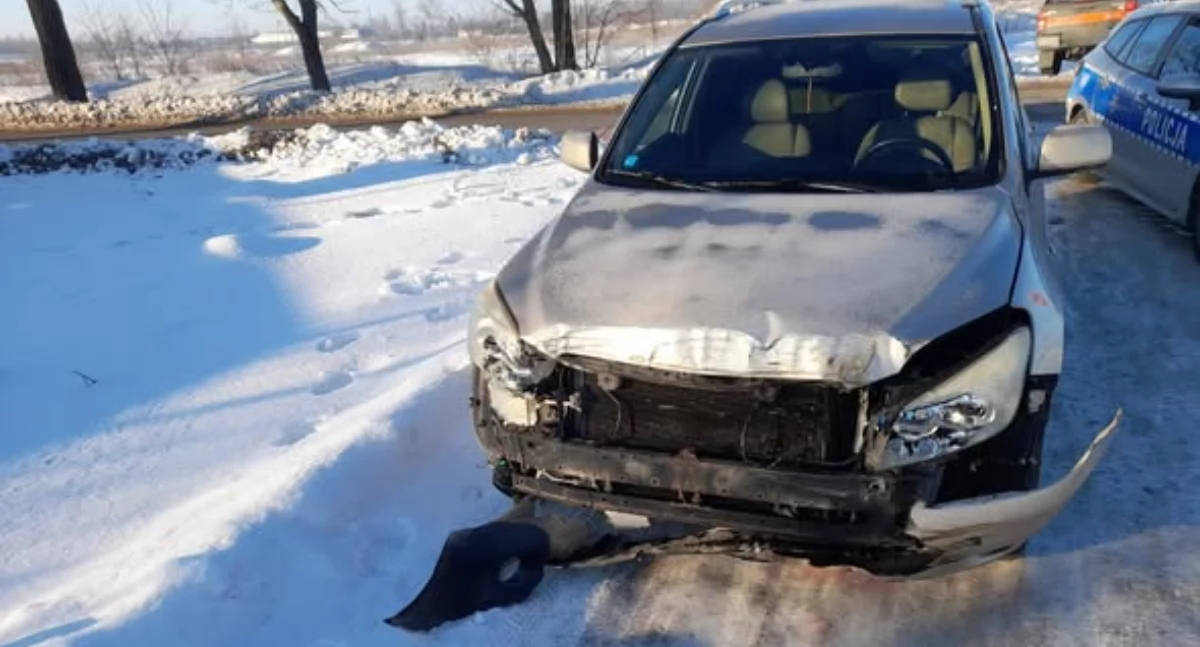Z ostatniej chwili: auto ciechanowianina zderzyło się z szynobusem [zdjęcia]