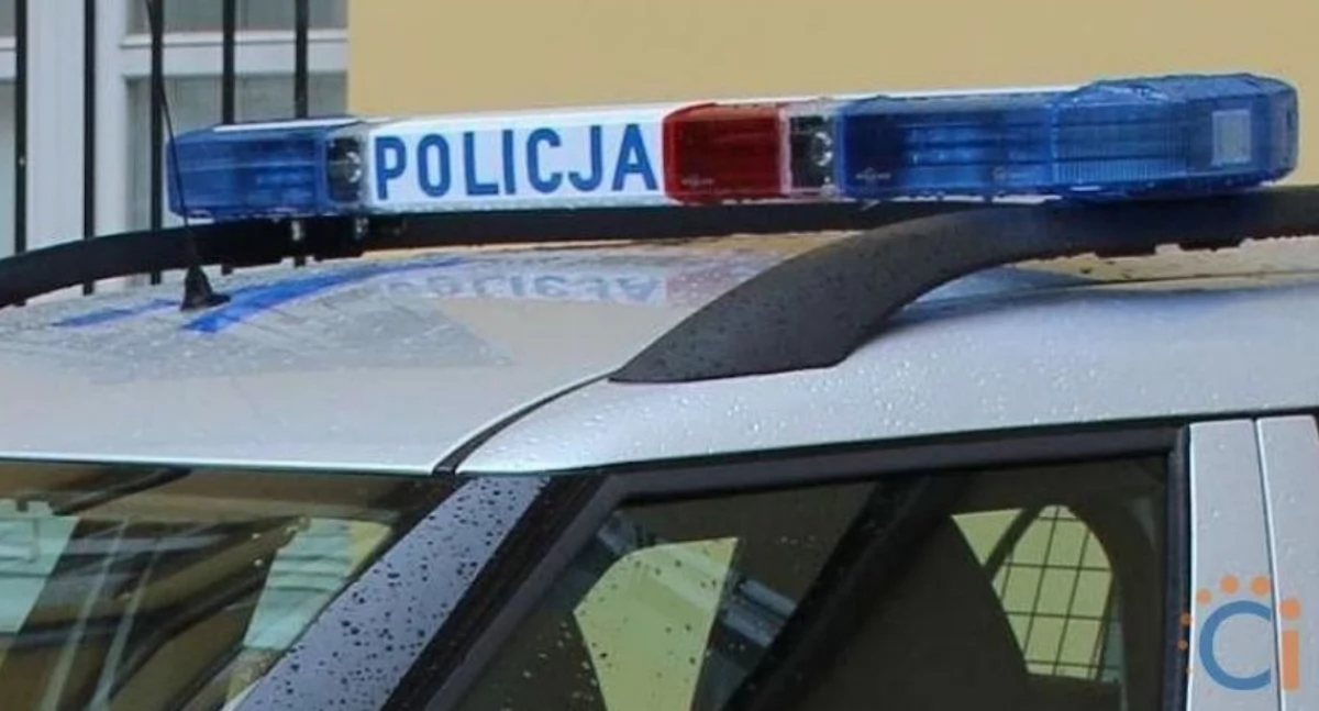 Policjantka chciała pomóc, zatrzymała pijanego kierowcę. Niecodzienne zdarzenie w Ciechanowie