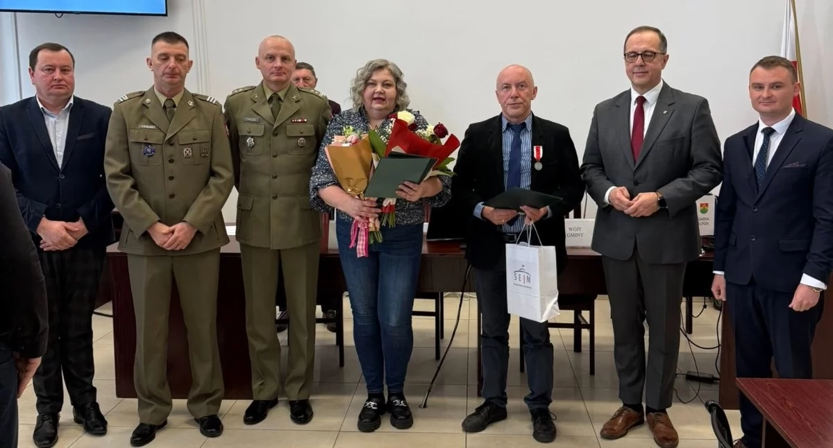 Małżeństwo z okolic Ciechanowa z medalem. Trzech synów w wojsku 