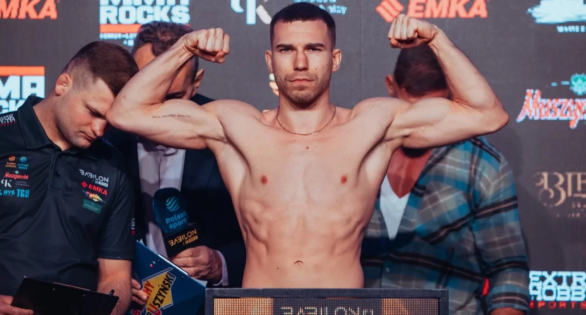 Dominik Tomporowski wygrywa w Ciechanowie