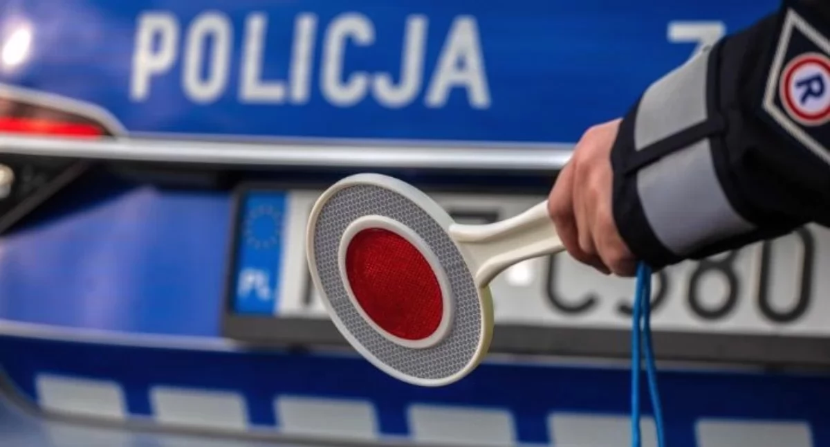 Po alkoholu i bez prawa jazdy wybrał się na przejażdżkę motocyklem. Wpadł koło Ciechanowa