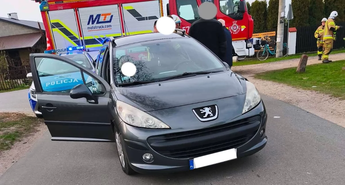 89-letni kierowca potrącił dwie kobiety. Lądowało pogotowie lotnicze [zdjęcia]