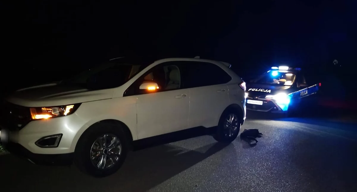 Potrącenie pieszego. Nieprzytomnego w ciężkim stanie zabrało Lotnicze Pogotowie Ratunkowe [zdjęcia]