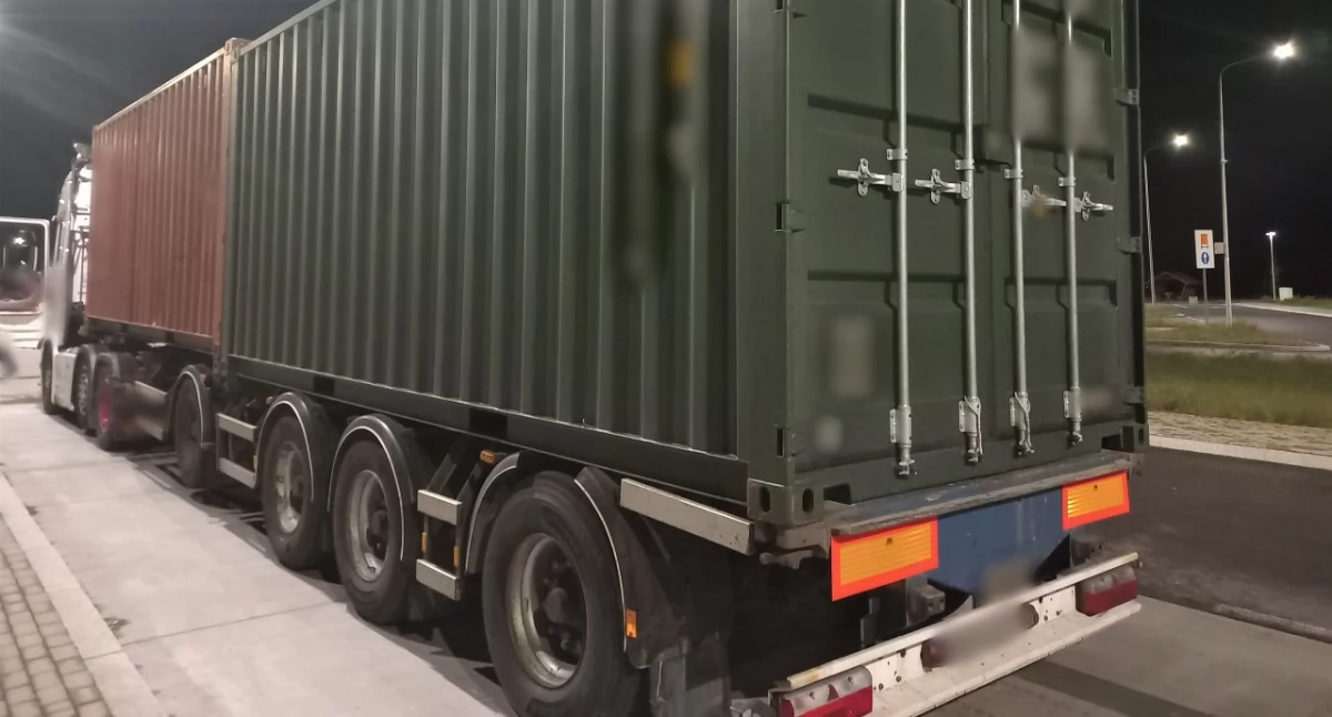 ITD z Ciechanowa zatrzymała nienormatywne transporty bez zezwoleń