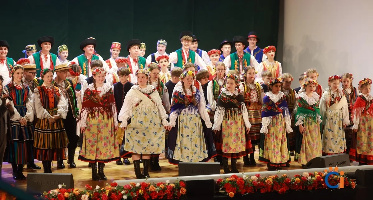 Przepiękny koncert muzyki ludowej w Ciechanowie [zdjęcia/wideo]