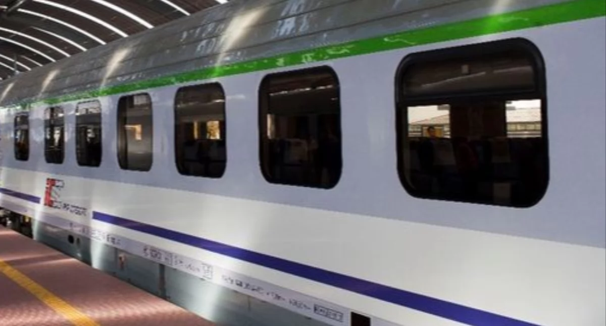[AKTUALIZACJA] Ogromny upał, a InterCity utknął na stacji w pobliżu Ciechanowa