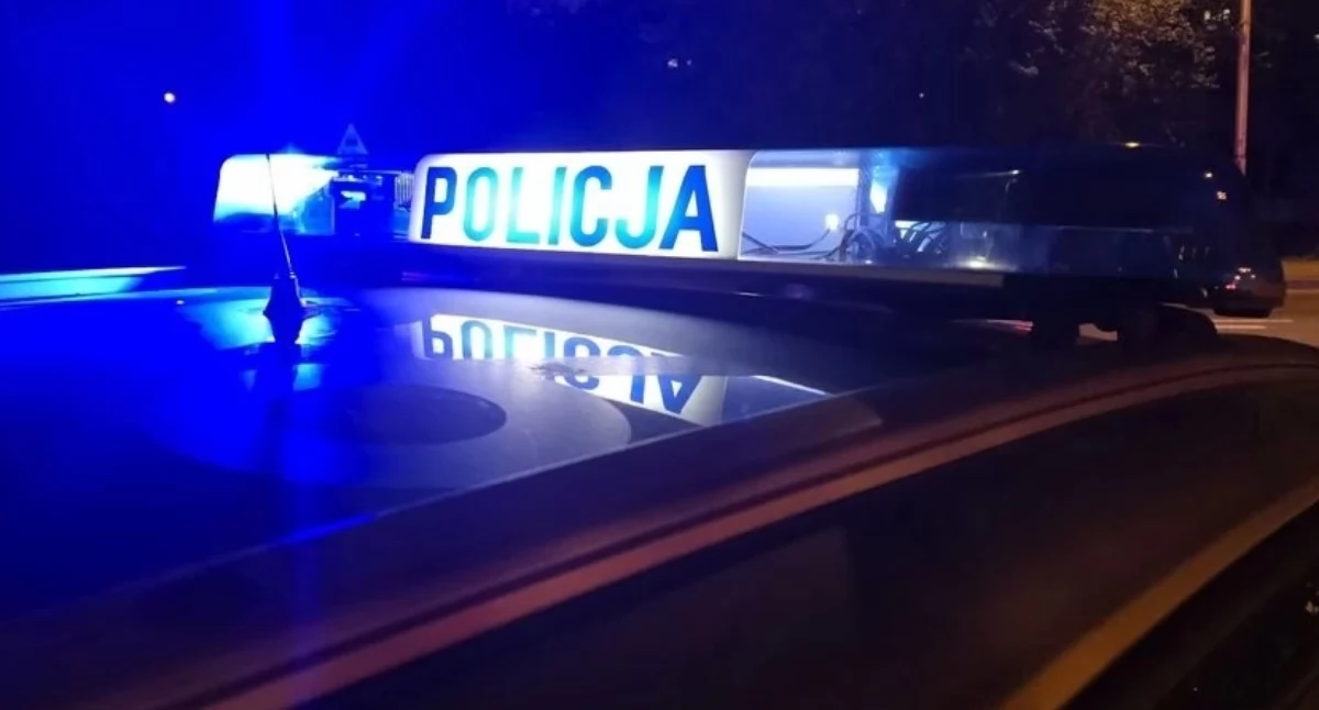 W środku nocy stwarzał duże zagrożenie na drodze koło Ciechanowa. Trafił na policjanta wracającego ze służby