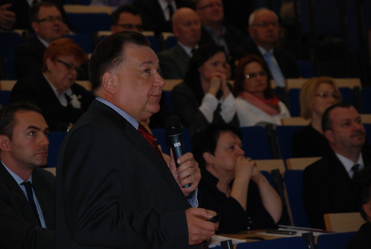 Eksperci rozmawiali o janosikowym