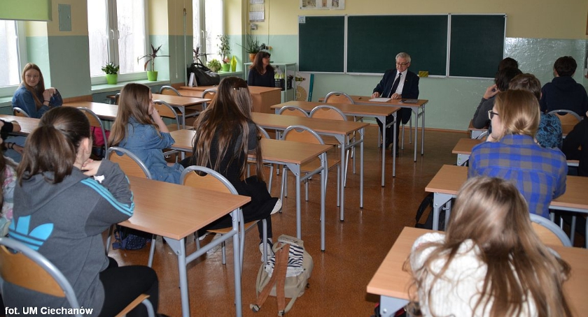 W Ciechanowskich szkołach ruszyły lekcje lokalnej historii