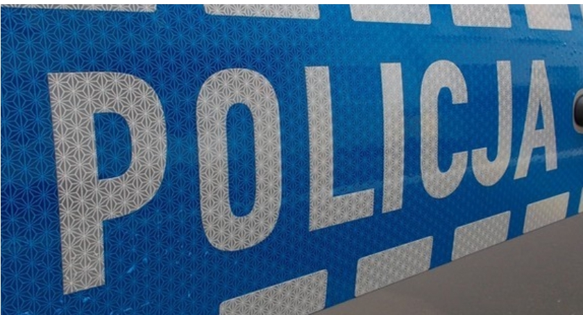 Groźne zdarzenie u sąsiadów: Karetka zderzyła się z osobówką