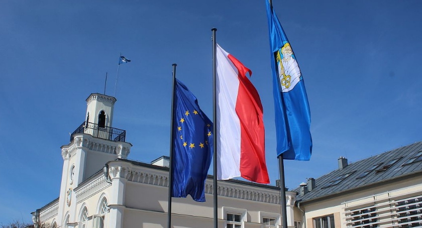Praca w ratuszu. Ruszyły nabory na dwa stanowiska