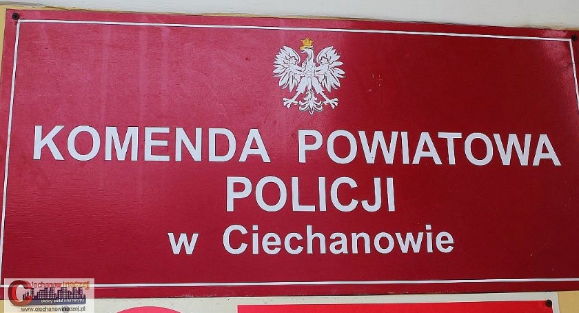 Mieszkańcy Ciechanowa stracili kilkadziesiąt tysięcy złotych. Policja ostrzega przed oszustami