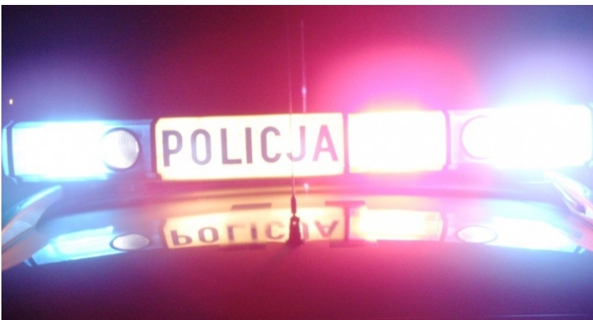Trzy osobówki zderzyły się pod Ciechanowem. Sprawcą nastolatek