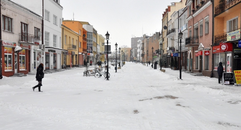 Wraca zima? IMGW ostrzega przed śniegiem i przymrozkami na Mazowszu