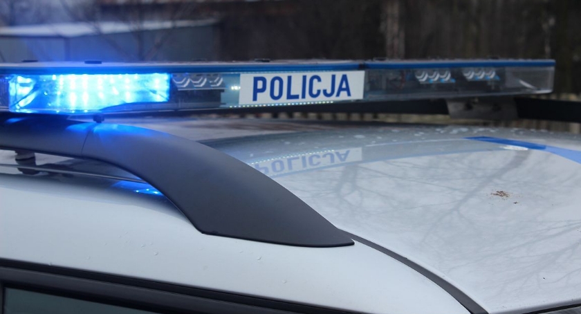 Zderzenie osobówki z samochodem nauki jazdy w Ciechanowie