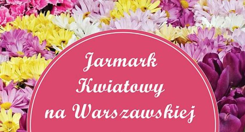 Kwiaty i krzewy na deptaku. W sobotę odbędzie się jarmark