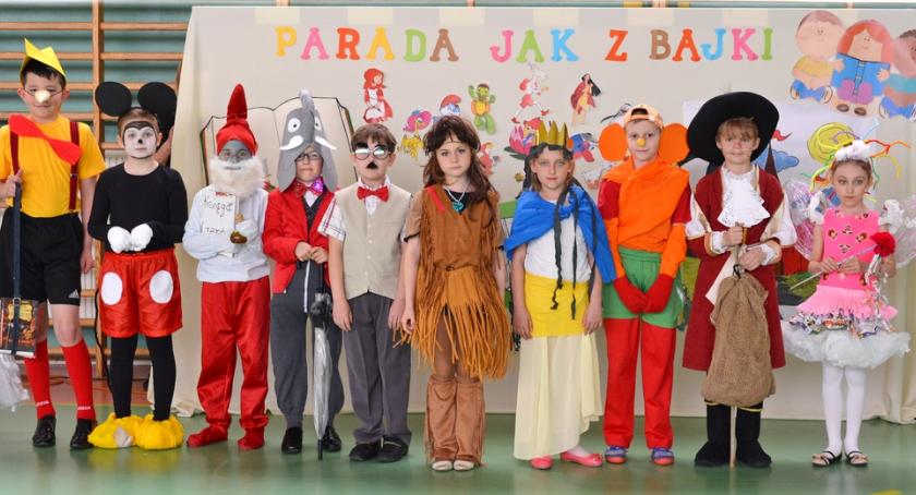 Bajkowa parada w SP 4 (zdjęcia)