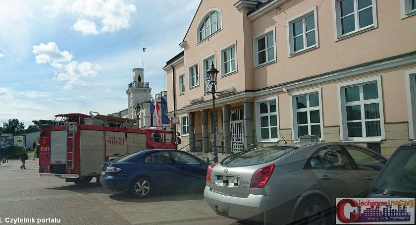 Wasze Info: Interwencja straży pożarnej w banku w centrum Ciechanowa