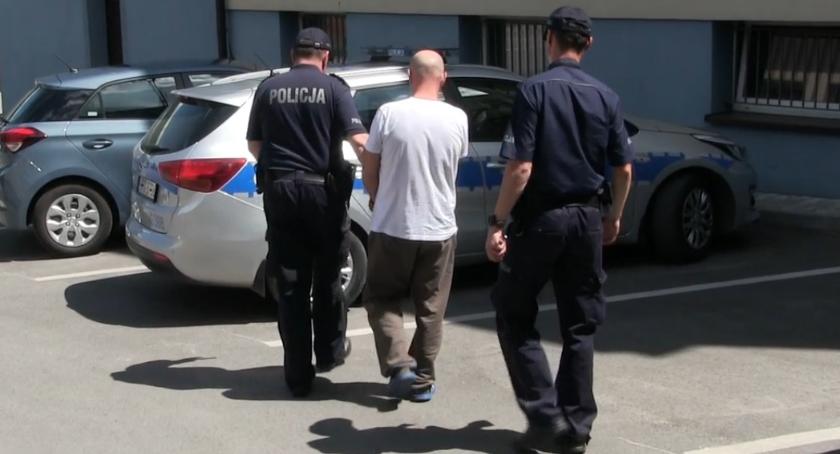 45-latek z pow. ciechanowskiego podejrzany o pedofilię. Kontaktował się z co najmniej 10 małoletnimi