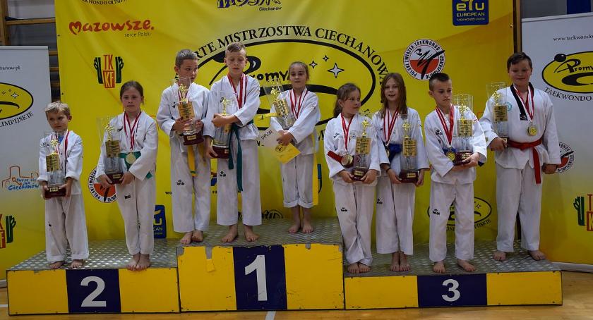 Zawodnicy z Ciechanowa i Sońska wśród najlepszych w turnieju taekwondo