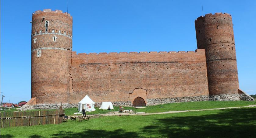 Wakacje na ciechanowskim zamku z historią ożywioną