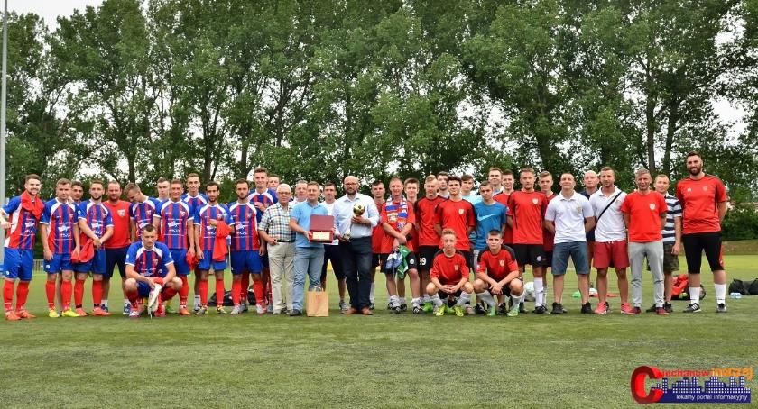 Jubileuszowe granie w Ciechanowie. MKS zmierzył się z Pogonią Lwów (fotorelacja)