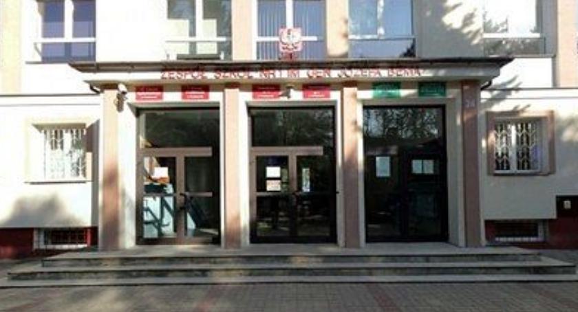 ZS nr 1 w Ciechanowie już oficjalnie z nowym dyrektorem