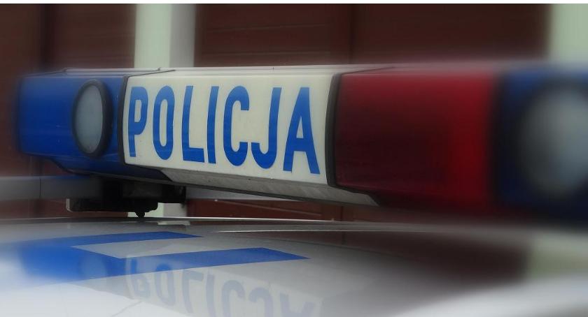 Pijany kierowca zatrzymany dzięki reakcji mieszkańca. Wpadł w centrum Ciechanowa