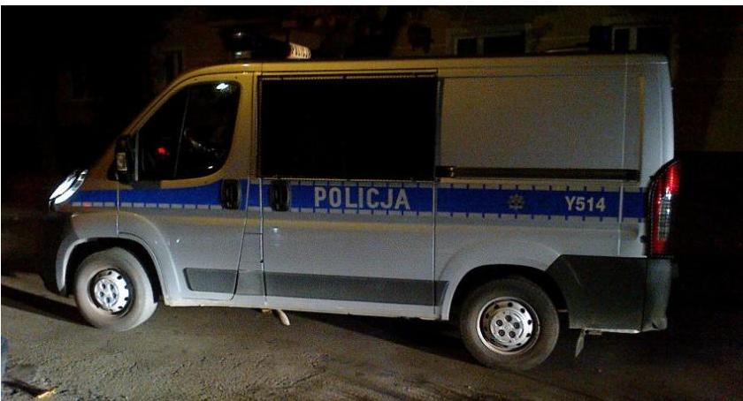 Interweniowali przy zakłócaniu ciszy nocnej. Znaleźli narkotyki