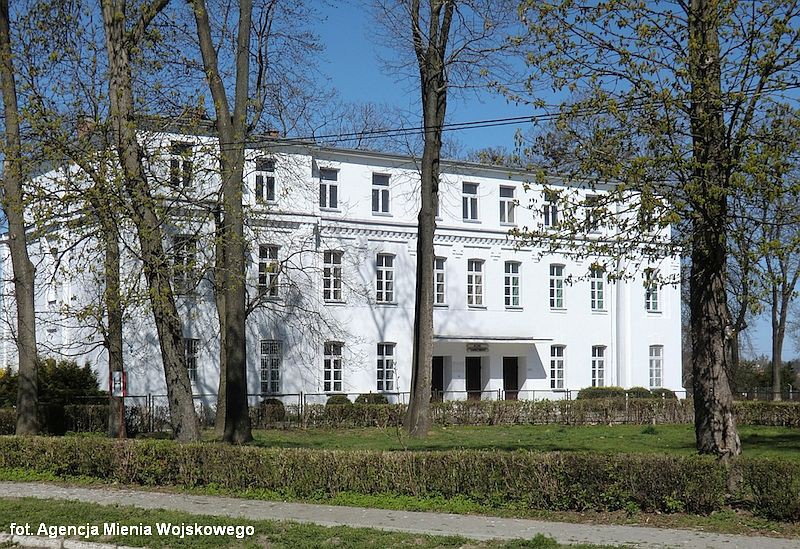 Nie ma chętnego na kupno koszar w Ciechanowie. Wkrótce kolejny przetarg